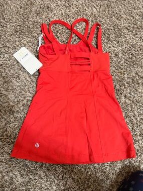 Brand new lululemon top